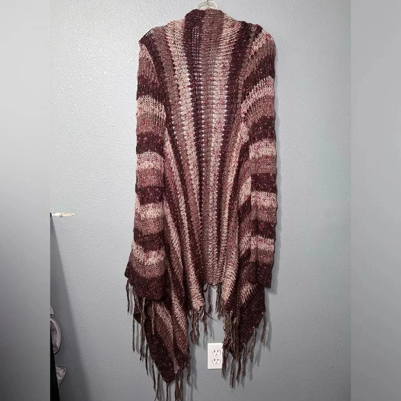 NWT Buckle Women's Sz M Daytrip Open Fringed Cardigan Sweater Wine/Beige Striped - Picture 2 of 6